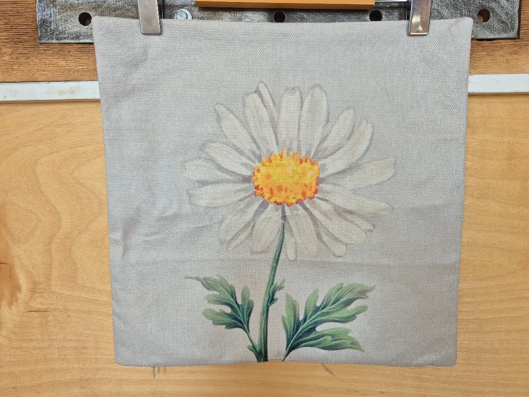 Daisy Decor Cushion