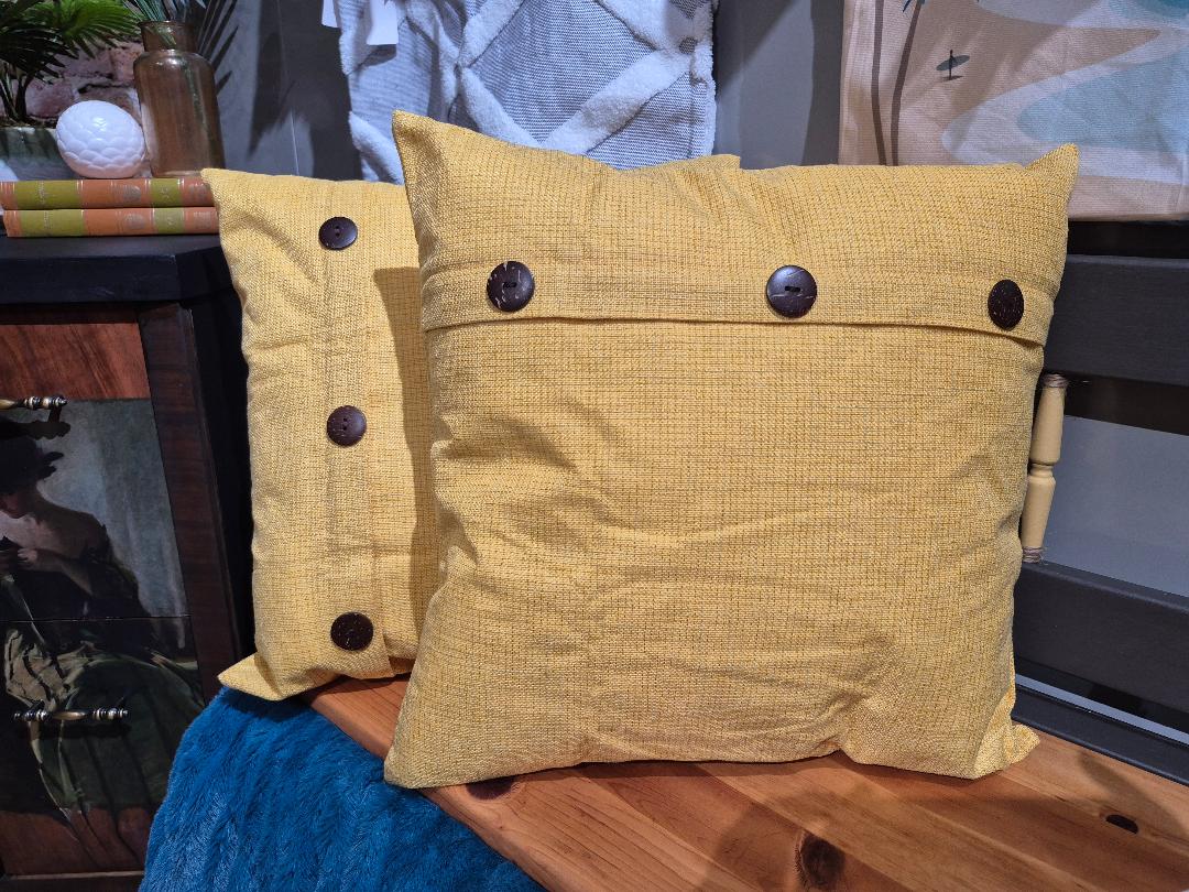 Mellow Yellow Accent Cushion