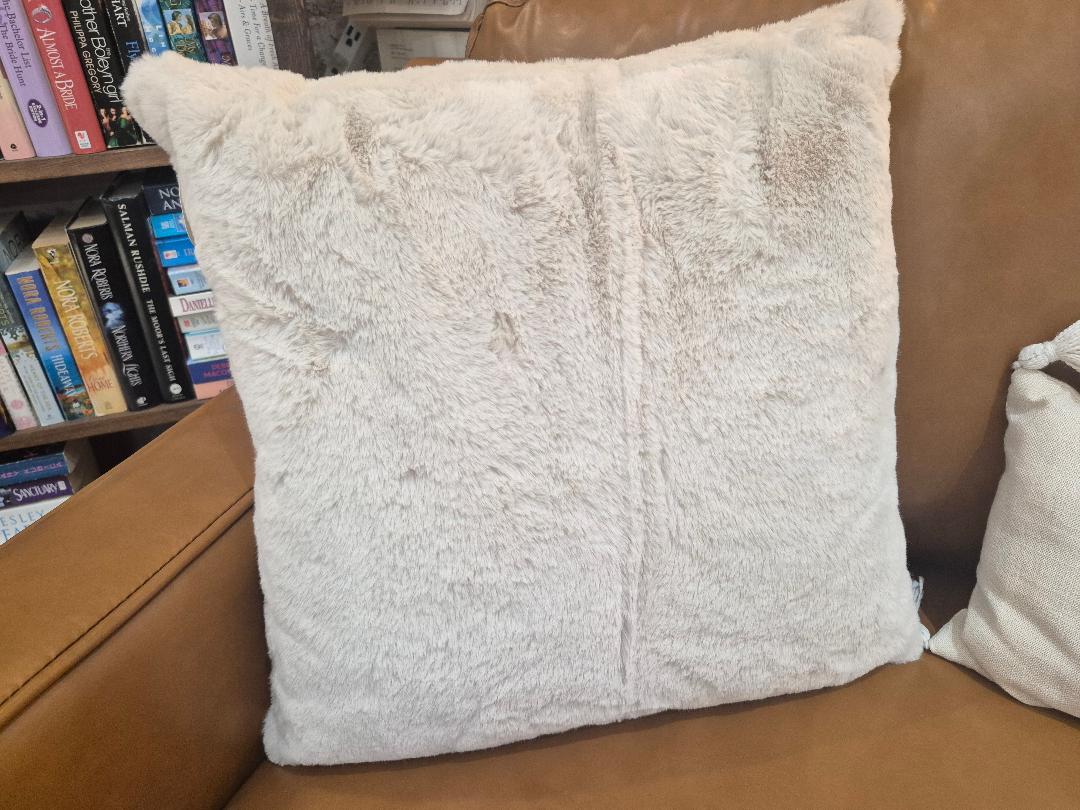 Rosey Taupe Cozy Cushion