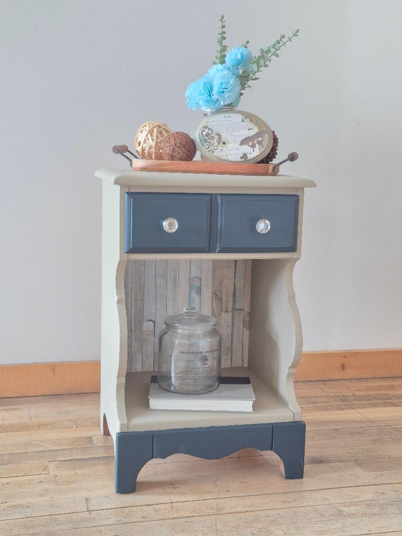 Modern Elegance Side Table